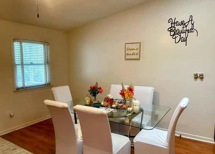 Holiday home Town & Country-4br/3ba, 1.5 Acres, 20 Min Fsu/famu