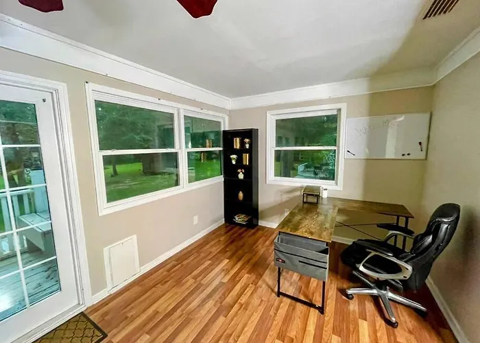 Town & Country-4br/3ba, 1.5 Acres, 20 Min Fsu/famu Tallahassee